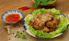 Cách làm chả mực tại nhà giúp bữa cơm ngày giãn cách thêm phong phú