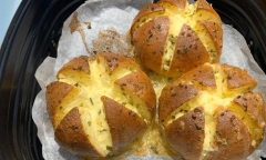 Bánh mì phô mai bơ tỏi Hàn Quốc siêu hấp dẫn mà các tín đồ ẩm thực không thể bỏ qua