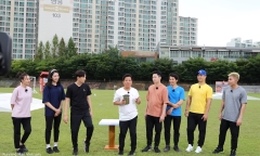Song Thỏ hoảng hốt, Thúy Ngân giật mình, Lan Ngọc bị Kim Jong Kook bồng lên?