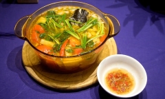 Cách nấu canh chua cá lăng khiến ông xã xuýt xoa khen ngon 