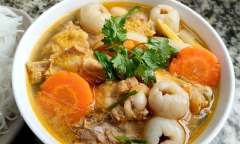 Chồng chê gà hầm nhàm chán, vợ cho ngay nguyên liệu này thành món ngon cực phẩm