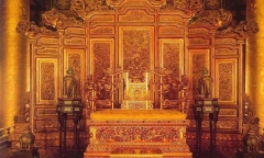 Bí ẩn xác ướp bé gái năm trăm còn chớp mắt, được ví như