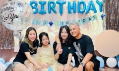 Diện mạo khác lạ của Hồng Đăng khi xuất hiện bên gia đình