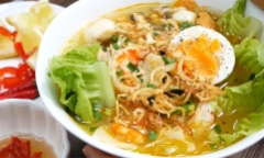 Cách nấu bánh canh phồng tôm dẻo dai