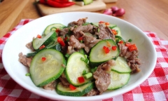 Bí ngòi xào thịt bò lạ miệng, ăn một lần nhớ mãi không quên