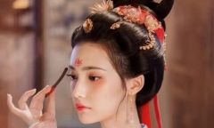 Mỹ nữ Tân Cương gây ấn tượng khi đóng 