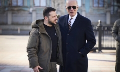 Phản ứng của Nga khi Tổng thống Biden bất ngờ đến Ukraine
