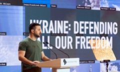 Tổng thống Zelensky thừa nhận Ukraine phụ thuộc vào Mỹ