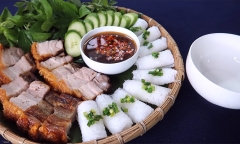 Đổi mới thực đơn cho ngày mưa gió bằng món heo quay giòn bì, ngon mê ly