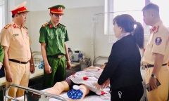 Trung tá CSGT ở Đà Nẵng bị nam thanh niên tông xe máy, sức khỏe hiện ra sao?