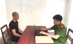 Bắt giữ đối tượng truy nã Thào A Dé 