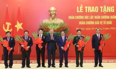 Chủ tịch nước Lương Cường và Thủ tướng Phạm Minh Chính được tặng Huân chương