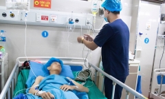 Báo động đỏ cứu nam thanh niên nguy kịch sau tai nạn giao thông