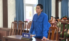 Cướp giật hơn 800.000 đồng, nghi phạm ra đầu thú vì ăn năn
