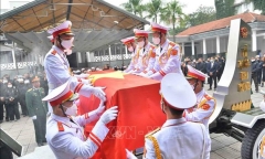 Tổ chức trọng thể lễ tang đồng chí Vũ Oanh