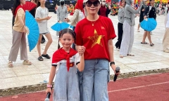 Bé gái hát cùng ca sĩ Mỹ Tâm tại Quảng trường Ba Đình sáng 2/9 là ai?