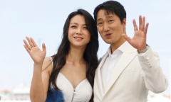 Thang Duy đẹp dịu dàng, cuốn hút mọi ánh nhìn tại Cannes 2022