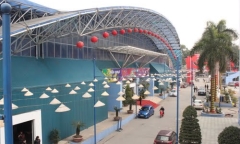 Vingroup bỏ nghìn tỷ mua 90\% cổ phần Triển lãm Giảng Võ