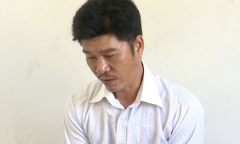 Bắt tạm giam người đàn ông 39 tuổi dâm ô con riêng của vợ