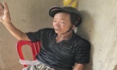 Mâu thuẫn gia đình, chồng chém vợ rồi bỏ đi