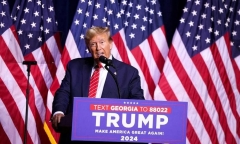 Lao đao vì chi phí pháp lý, ông Trump lên tiếng “cầu cứu” người ủng hộ