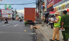 Tin tức tai nạn giao thông mới nhất ngày 18/5: Tông vào đuôi xe tải, nam thanh niên tử vong