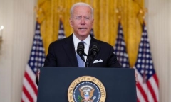 Câu hỏi lớn trong tuần khó khăn nhất của Tổng thống Biden