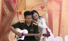 Cảm động chuyện tình của cô gái xinh đẹp và chàng quân nhân nghèo