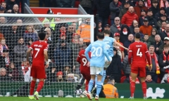 Liverpool chia điểm với Man City, Arsenal giữ ngôi đầu bảng Ngoại Hạng Anh