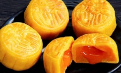 Cách làm bánh trung thu trứng muối nhân tan chảy