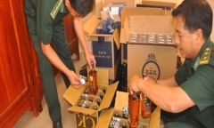 Kỳ 2: Rượu đế + cồn + phẩm màu = Rượu ngoại!