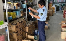 Hải Dương: Tạm giữ gần 8.000 sản phẩm kem đánh răng và dầu gội giả