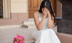 Đi làm đăng ký kết hôn, cô gái phát hiện bí mật động trời chồng luôn che giấu