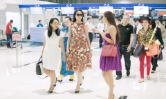 Hoa hậu Kỳ Duyên trở về quê Nam Định sau đăng quang