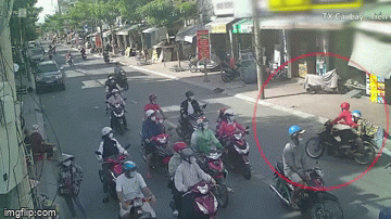 Video: Bắt 2 kẻ cướp iPhone chạy từ Long An sang Tiền Giang