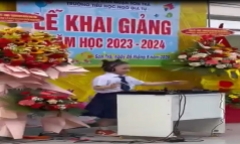 Cộng đồng mạng dậy sóng trước hình ảnh nữ sinh tiểu học làm DJ trong ngày khai giảng