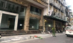 Vụ người đàn ông nhảy từ nóc khách sạn Rex Hanoi Hotel xuống đất tử vong: Nhân chứng nói gì?