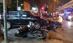 Nguyên nhân ban đầu vụ 4 ôtô tông liên hoàn loạt xe máy ở Hà Nội