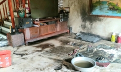 Vụ 3 người con gái mang xăng đốt nhà mẹ đẻ: 