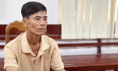 Vụ đâm chết con trai 33 tuổi: Người bố khai gì?