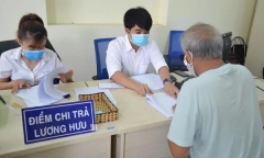 Vì sao 67 viên chức, giáo viên các trường nghỉ hưu trước tuổi?