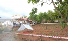 Vụ mưa lớn làm lộ thi thể người vợ nghi bị chồng phi tang sau vườn: Người mẹ tiết lộ 