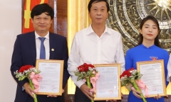 Tân Hiệu trưởng Trường THPT chuyên Lam Sơn vừa được Chủ tịch tỉnh Thanh Hóa bổ nhiệm là ai?