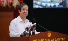 Trước