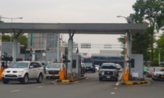 Bộ GTVT lý giải vì sao chưa thu phí không dừng tại sân bay?