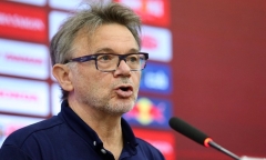 HLV Troussier hứa sẽ rút kinh nghiệm sau những phát ngôn