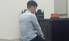 Phóng hỏa đốt xưởng may vì nghi ngờ vợ gian díu với “ông chủ”
