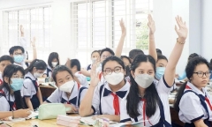 Tin thời sự mới nóng nhất 21/12: Không tăng học phí năm học 2022-2023