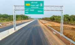 Ô tô được chạy tối đa 120/km trên cao tốc Dầu Giây - Phan Thiết ngay sau thông xe.