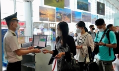 Vận tải hàng không trong 4 tháng đầu năm tăng 55%